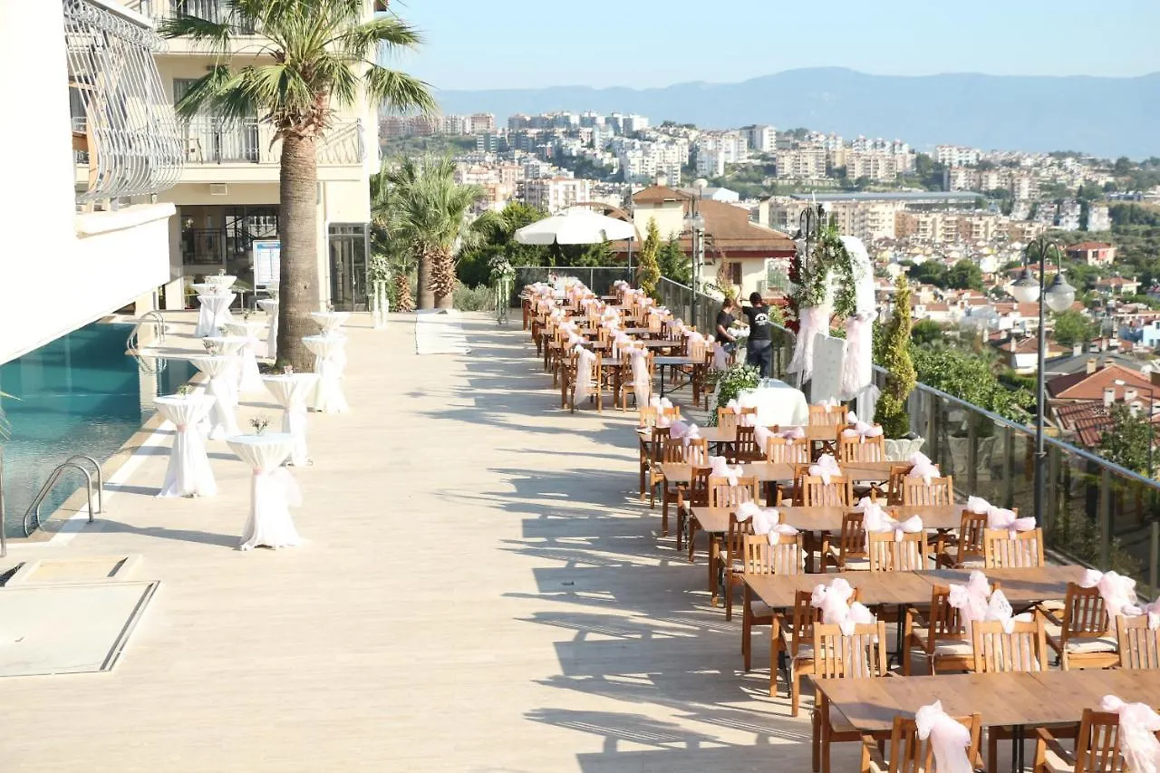 ***  Neopol Hotel Kuşadası Türkiye