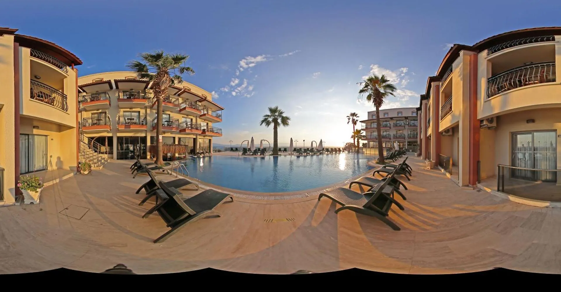 Neopol Hotel Kuşadası