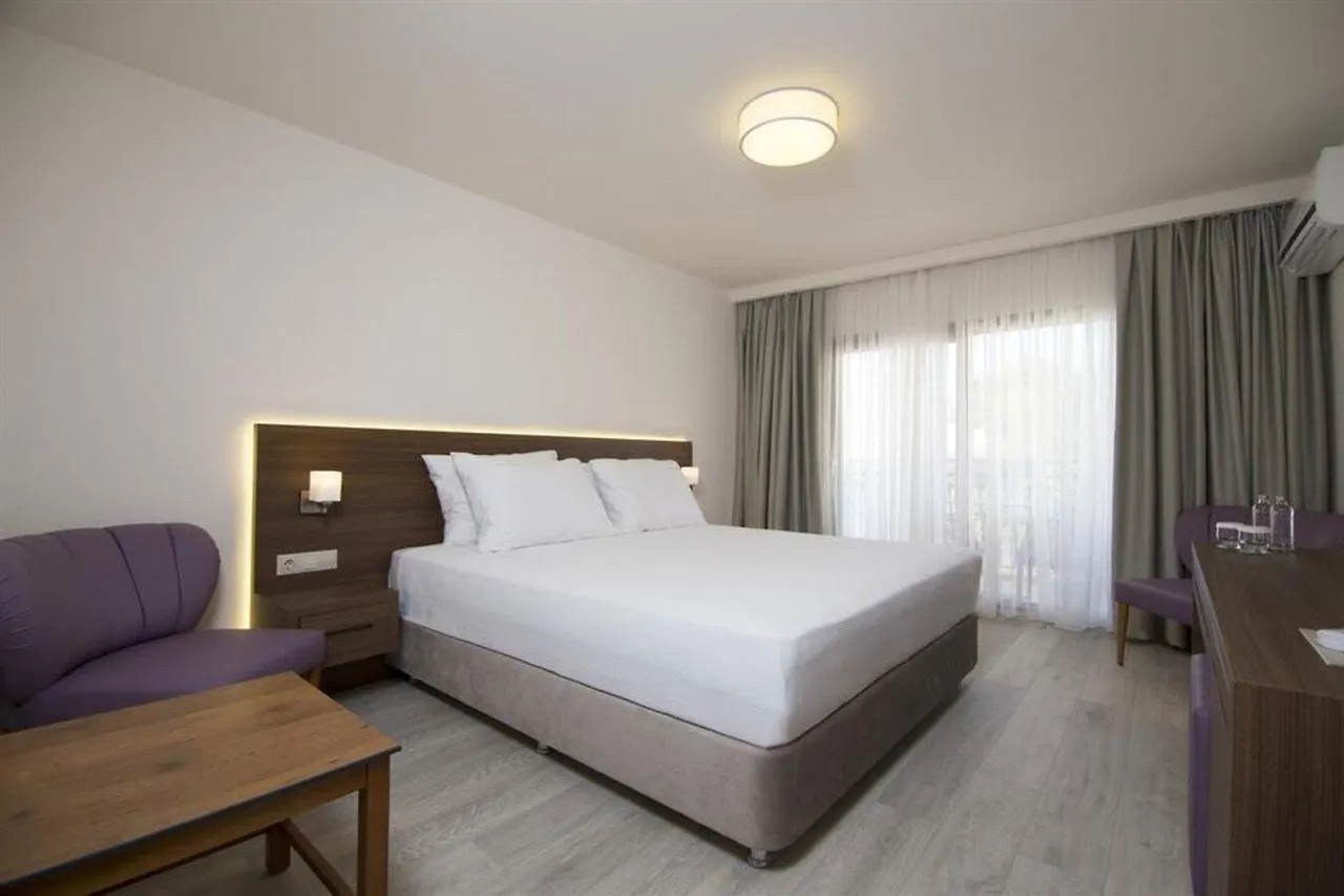 Neopol Hotel Kuşadası