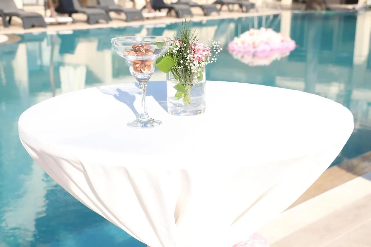 Neopol Hotel Kusadası