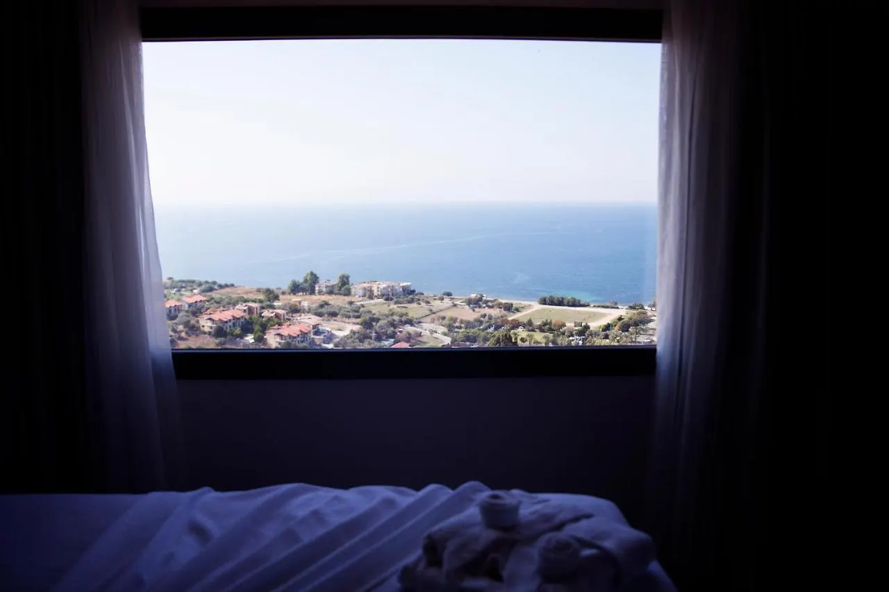 Neopol Hotel Kuşadası 3*,