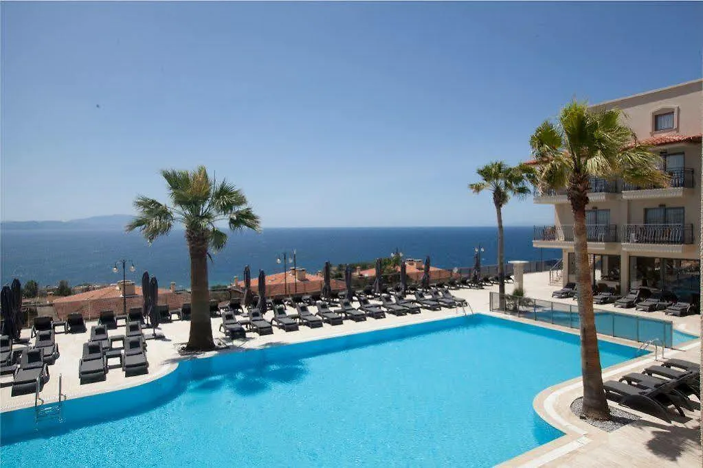 Neopol Hotel Kusadası 3*,