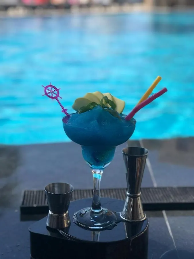 Neopol Hotel Kuşadası